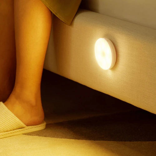 Luminária LED com Sensor de Movimento SenseLight